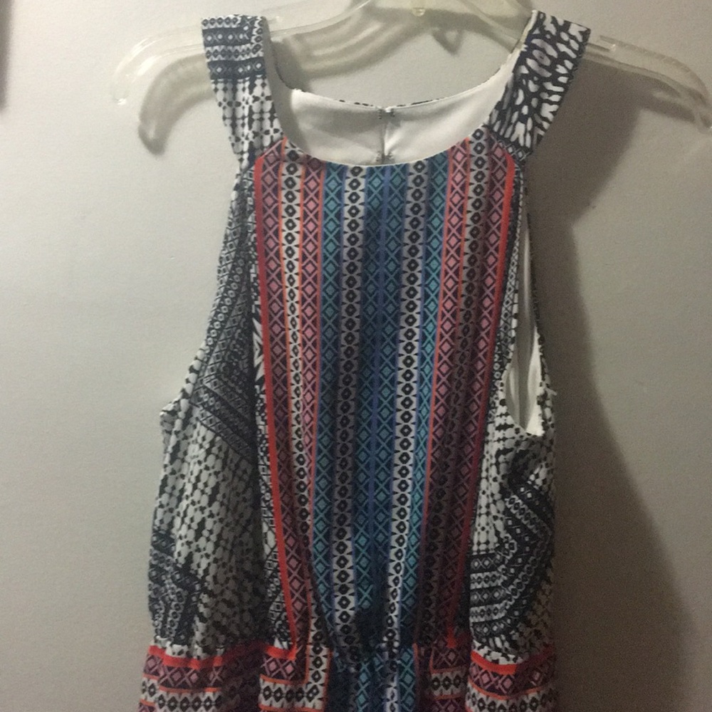 New - Picture 3 of 4
